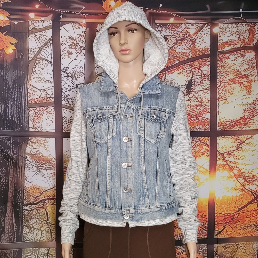 82 Denim | Fooler Hoodie Knit & Jean Jacket